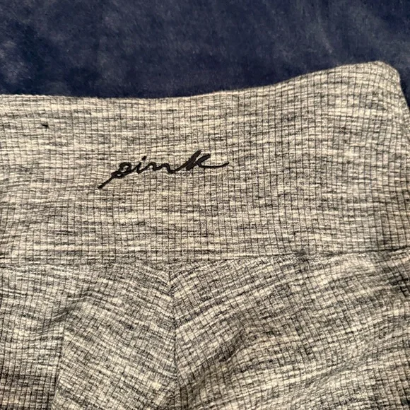 PINK Victoria's Secret Leggings - Picture 2 of 4